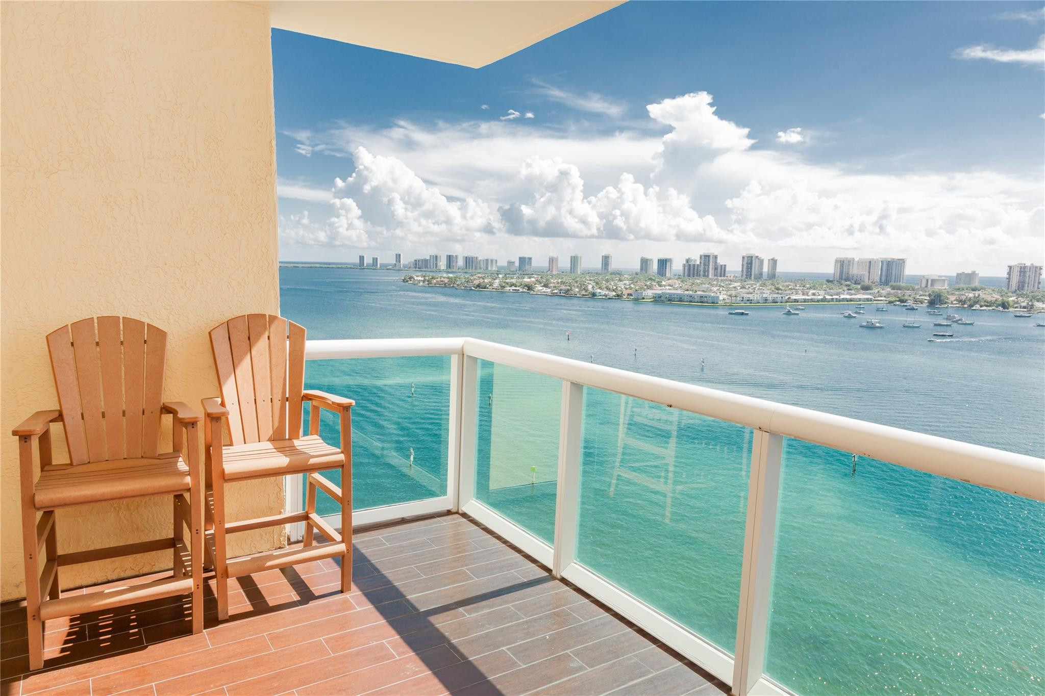 2640 Lake Shore Drive, Unit 1410 Riviera Beach, FL 33404 - Photo 3 of 26 Photo 3