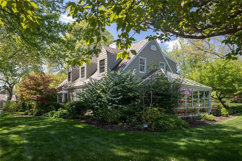 1 Old Farm Road Rosslyn Farms, PA 15106 - Photo 23 of 25 Private setting landscaped to perfection ...