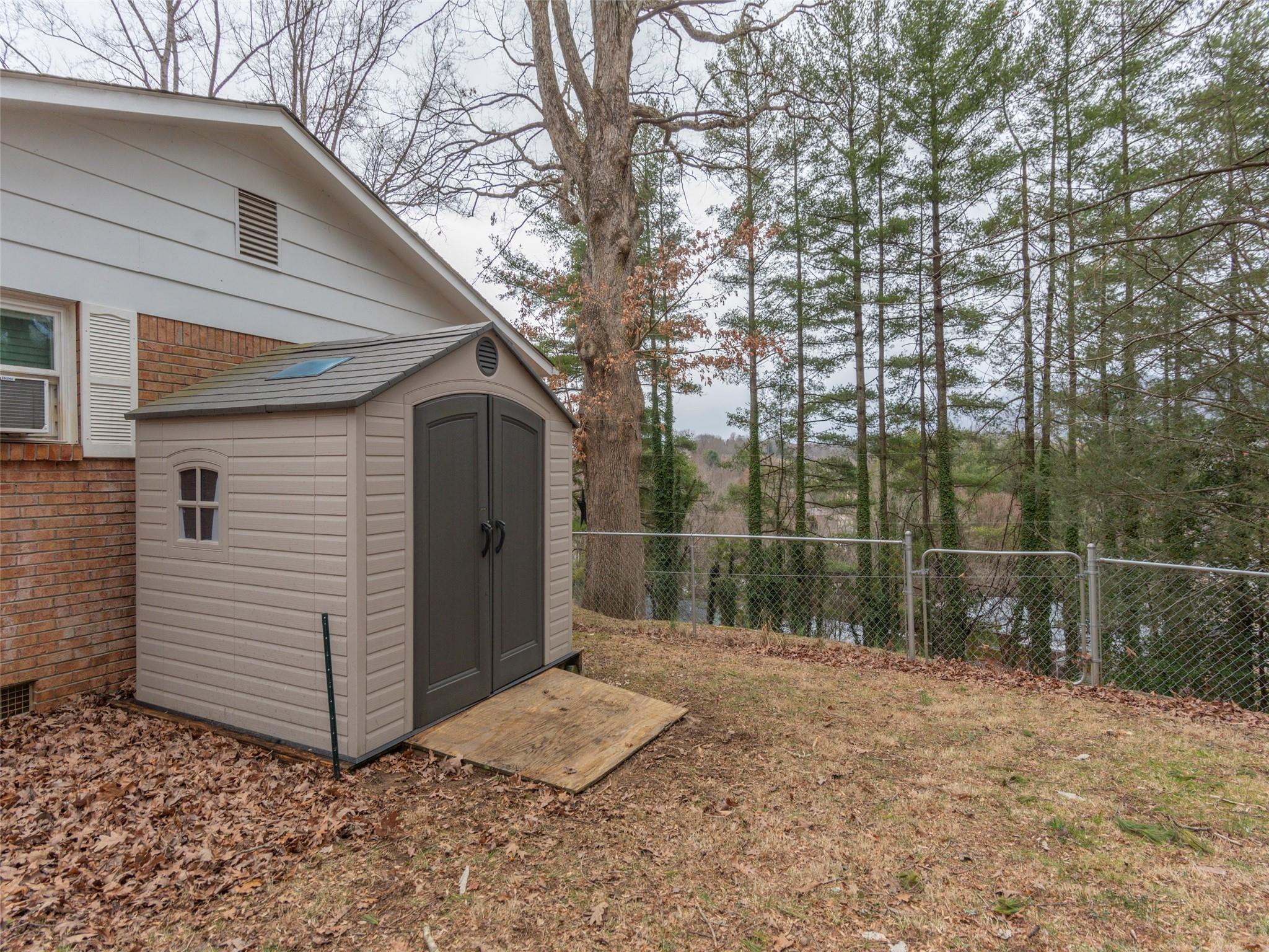 51 Belleview Road Waynesville, NC 28786 - Photo 19 of 23 Gallery Image 19