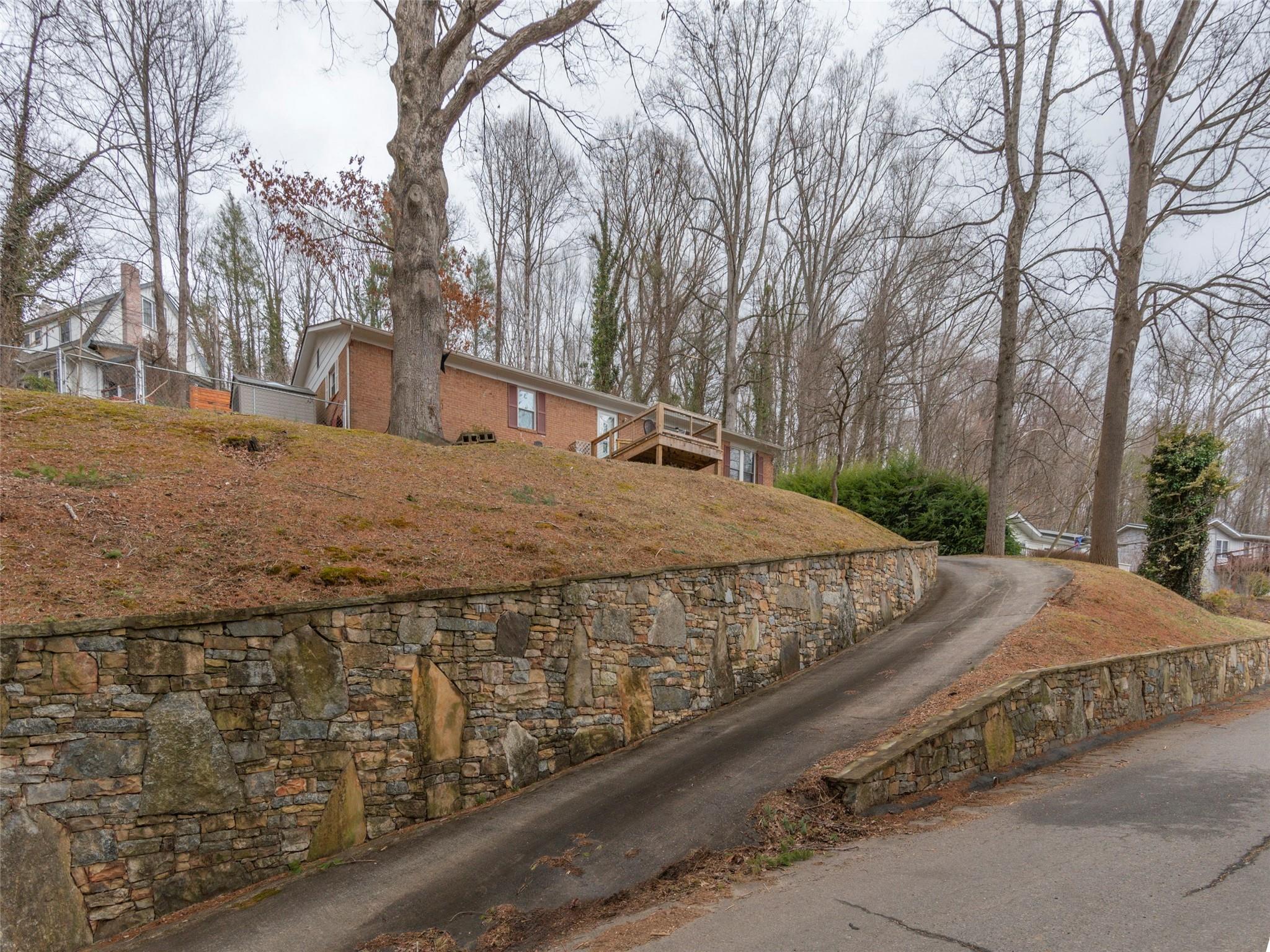 51 Belleview Road Waynesville, NC 28786 - Photo 21 of 23 Gallery Image 21