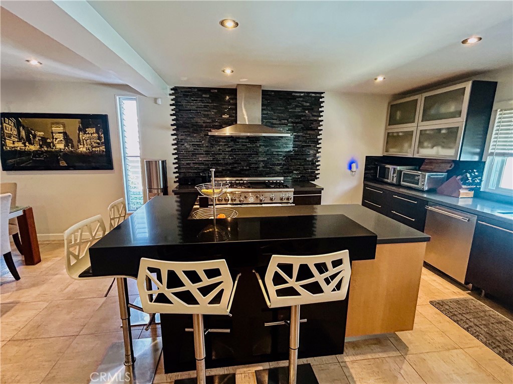 13231 Fiji Way, Unit H Marina del Rey, CA 90292 - Photo 13 of 81