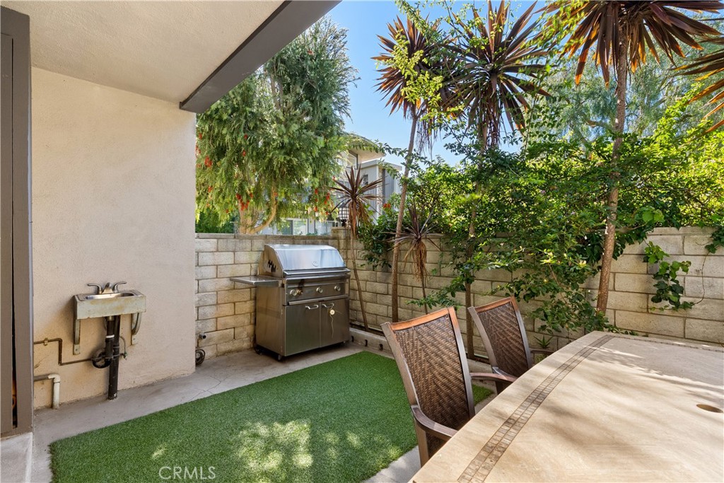 13231 Fiji Way, Unit H Marina del Rey, CA 90292 - Photo 19 of 81