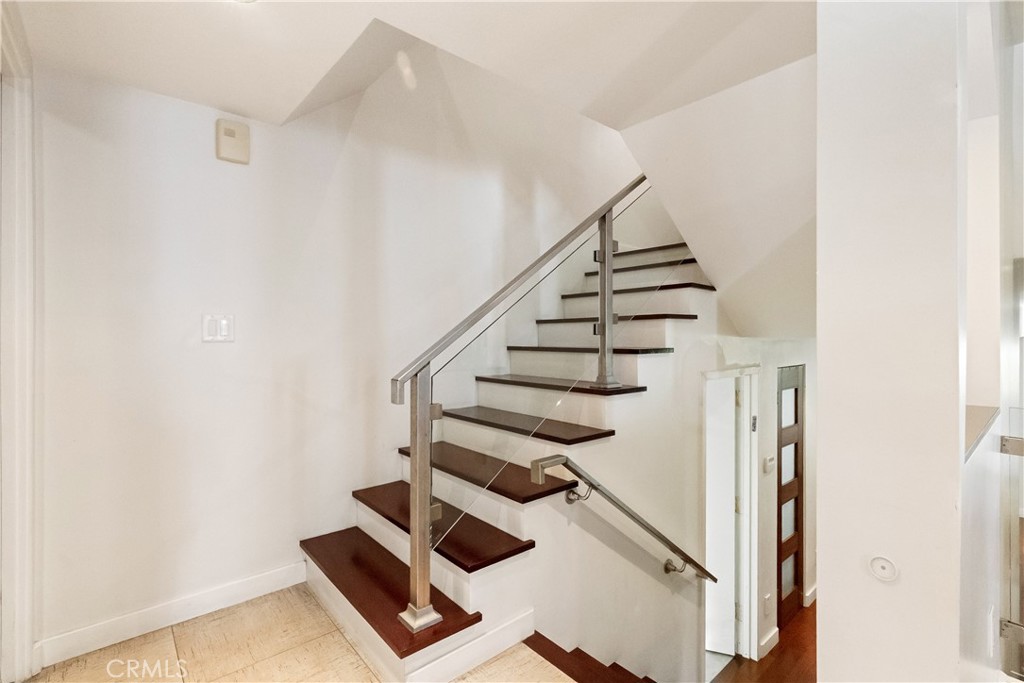 13231 Fiji Way, Unit H Marina del Rey, CA 90292 - Photo 25 of 81