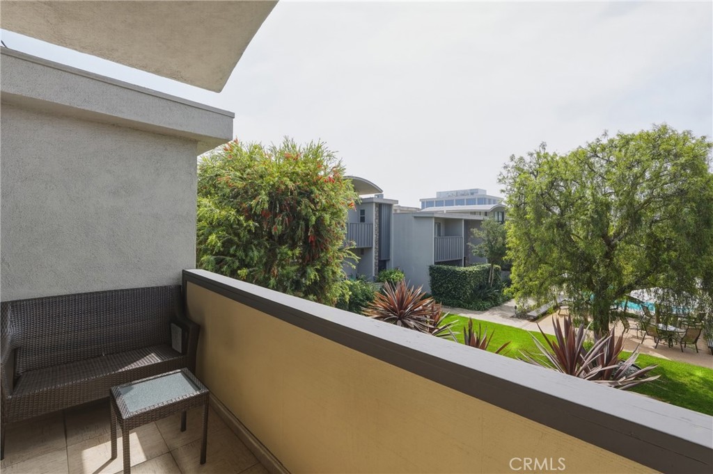 13231 Fiji Way, Unit H Marina del Rey, CA 90292 - Photo 46 of 81