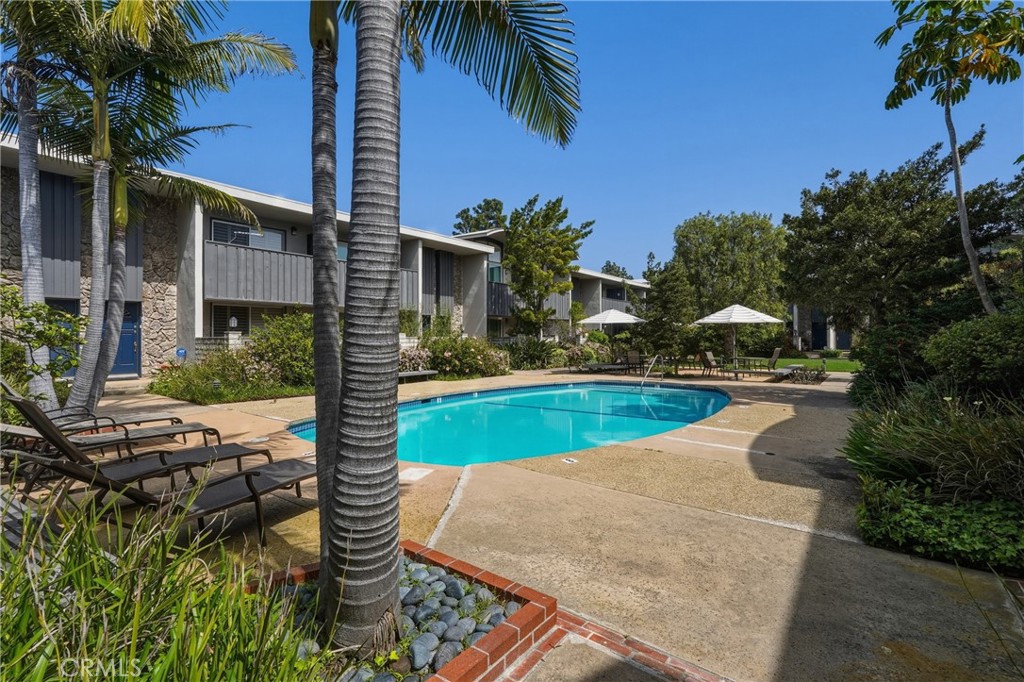 13231 Fiji Way, Unit H Marina del Rey, CA 90292 - Photo 6 of 81