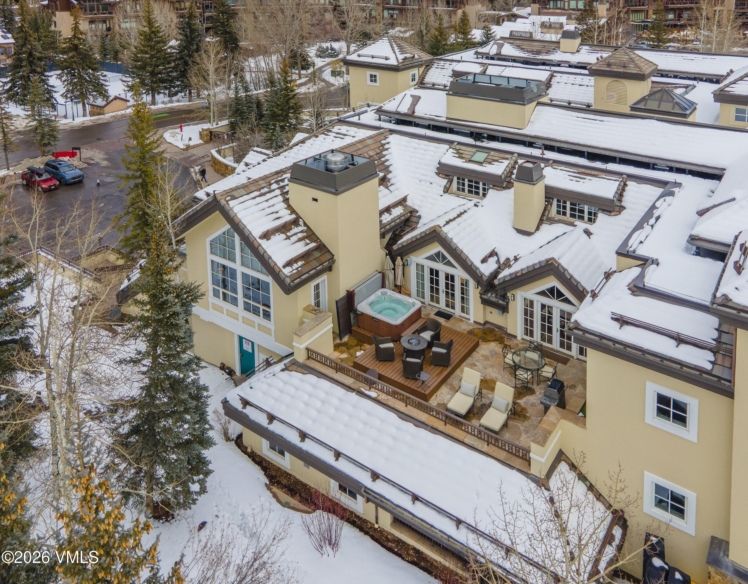 458 Vail Valley Drive, Unit R5 Vail, CO 81657 - Photo 34 of 39 Penthouse #R5 Patio
