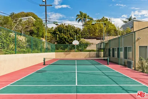 a view of a tennis court