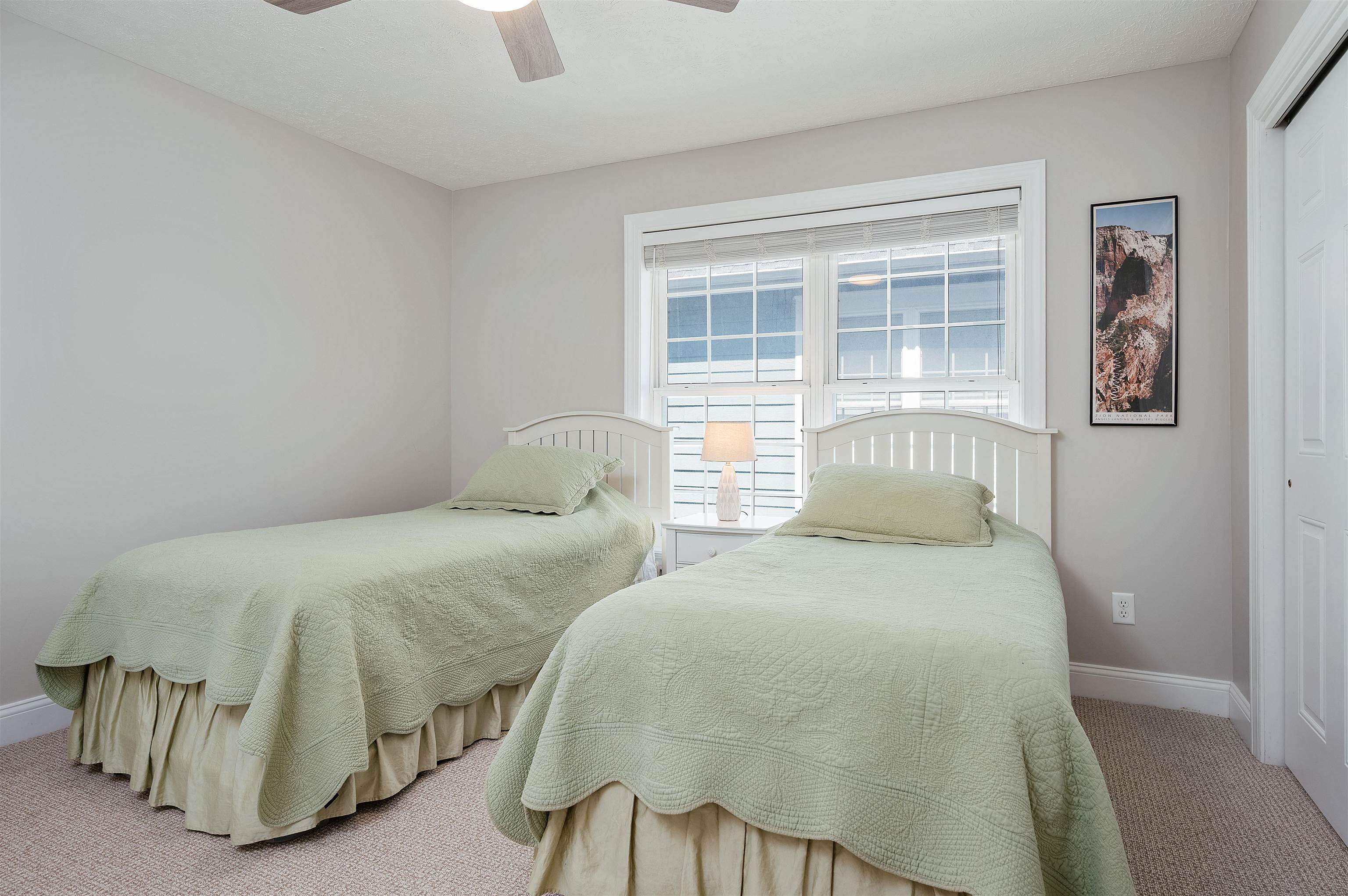 100 Hope Street, Unit 11 Traverse City, MI 49686 - Photo 38 of 61