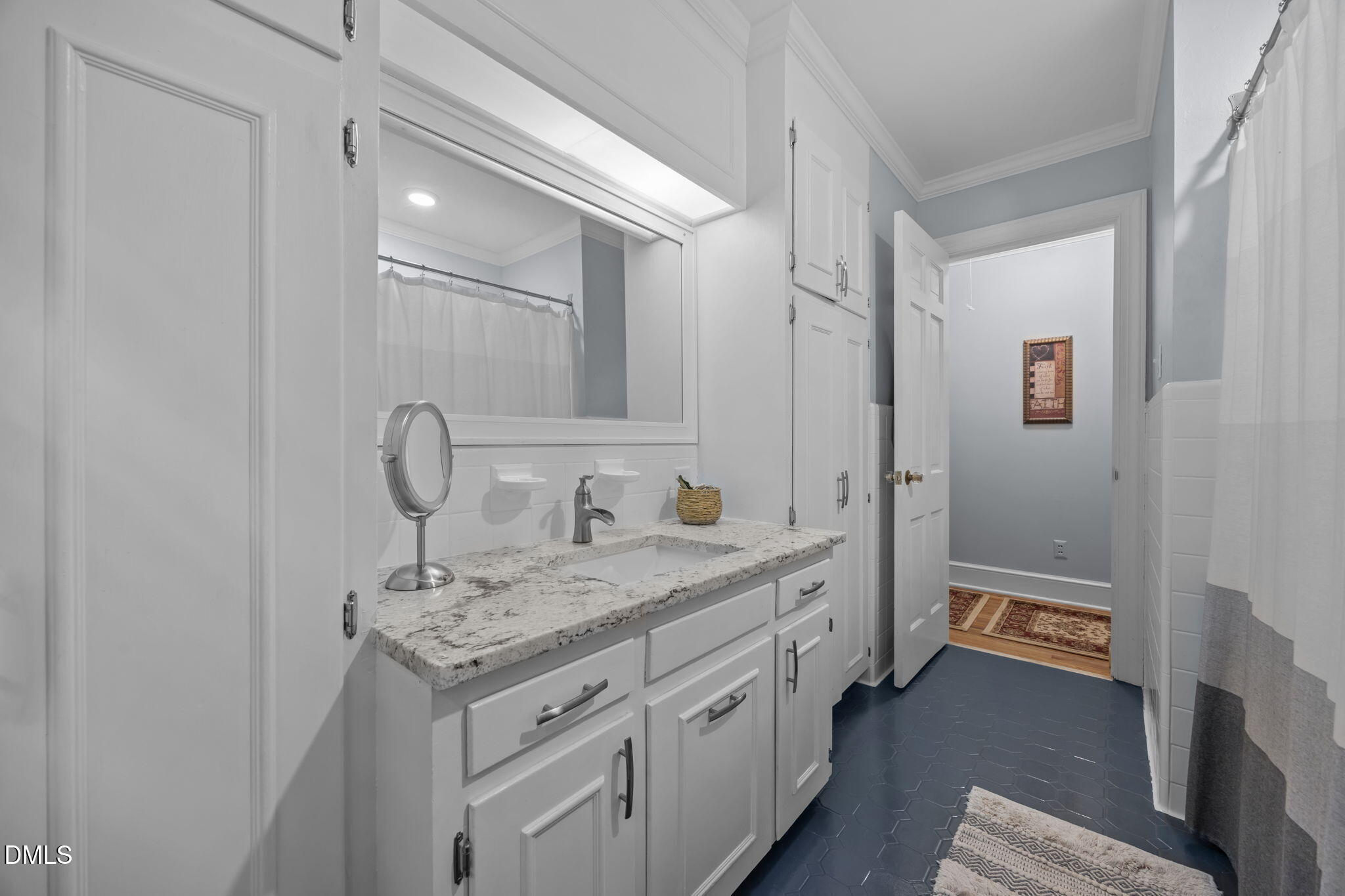 4902 Carteret Drive Raleigh, NC 27612 - Photo 26 of 42 35-web-or-mls-IMG_1739