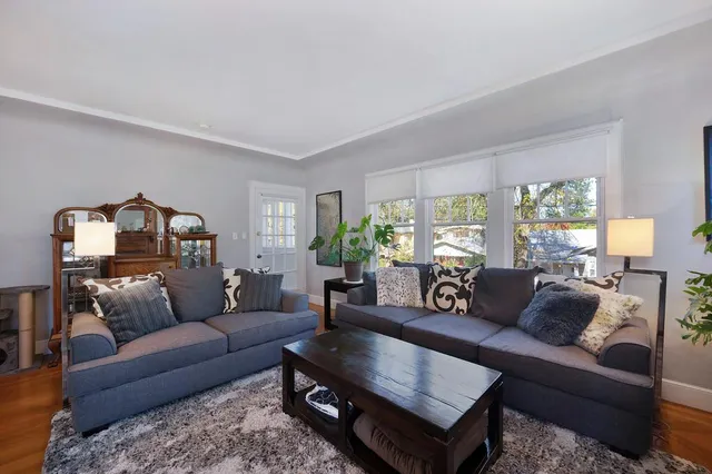 $895,900 | 2324 4th Avenue, Sacramento, CA 95818