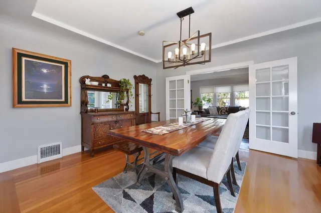 $895,900 | 2324 4th Avenue, Sacramento, CA 95818