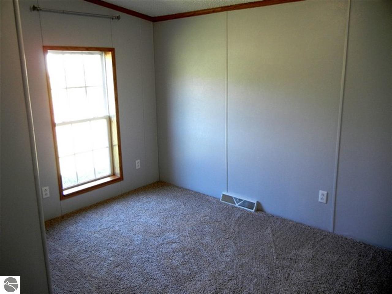 8747 Karlin Road Buckley, MI 49620 - Photo 13 of 25 1775933-12.JPG