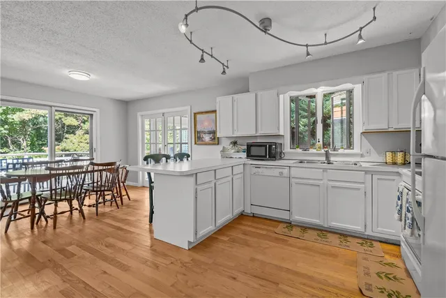 $639,900 | 14 Wildflower Drive, Westerly, RI 02891