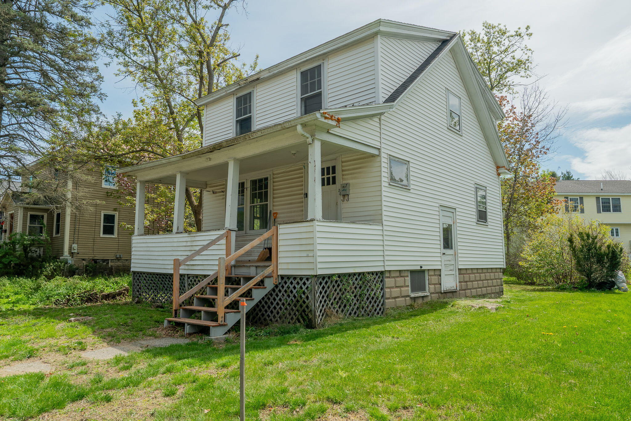 34 Romano Road South Portland, ME 04106 - Photo 2 of 29 1-web-or-mls-34 Romano Rd-87