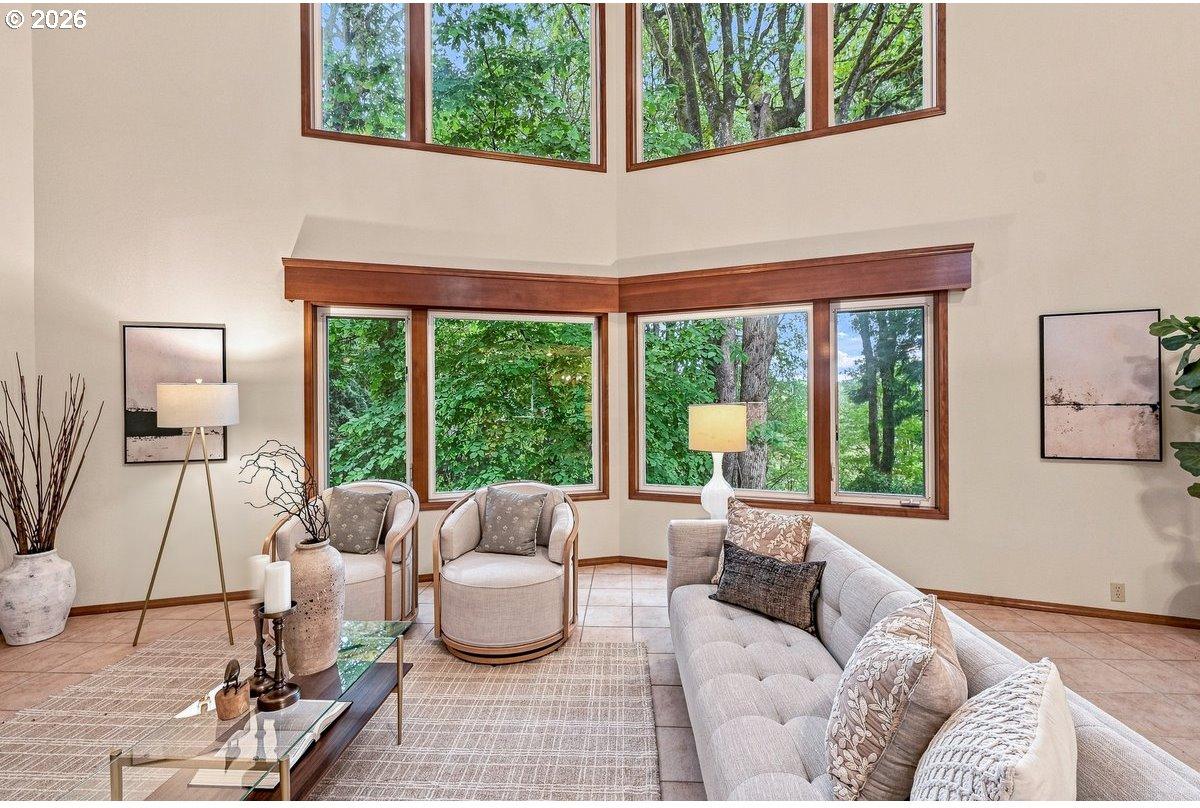 22560 Southwest Chapman Road Sherwood, OR 97140 - Photo 8 of 48 Living Room