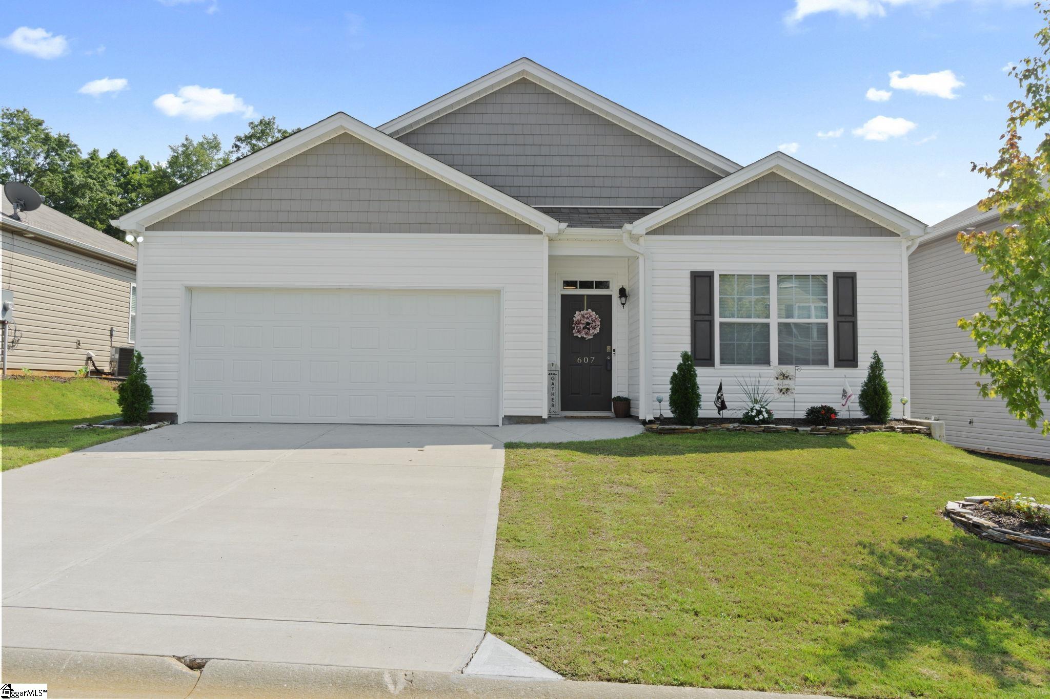 607 Craftsman Lane Boiling Springs, SC 29316 - Photo 1 of 23 Gallery Image 1