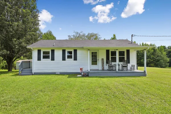 $235,000 | 2420 Hawkersmith Road, Manchester, TN 37355