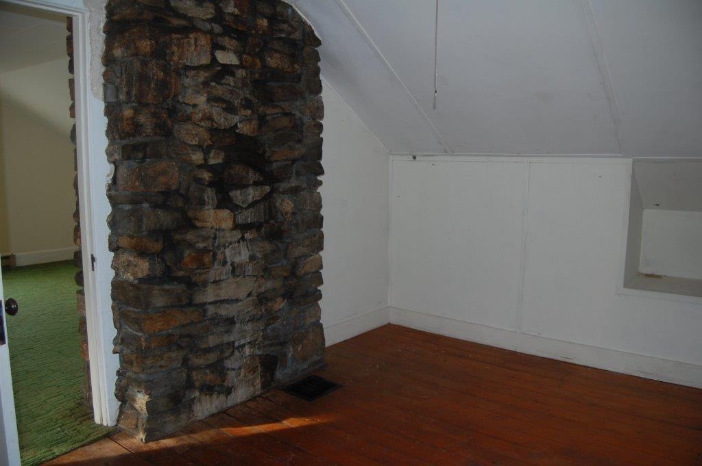 26 Welch Point Road Winthrop, ME 04364 - Photo 26 of 33 SECOND FLOOR BEDROOM