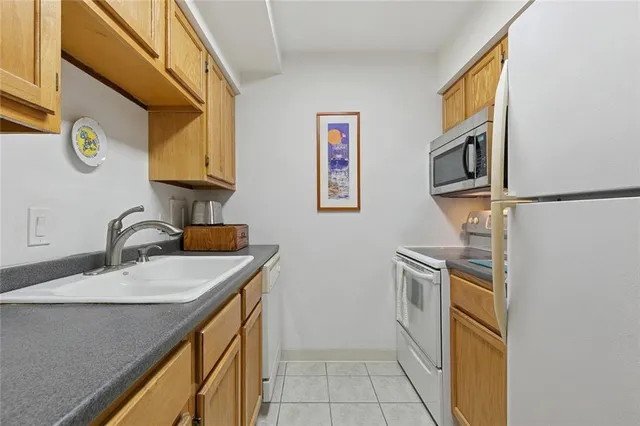 $177,000 | 1921 Prytania Street, Unit J, New Orleans, LA 70130