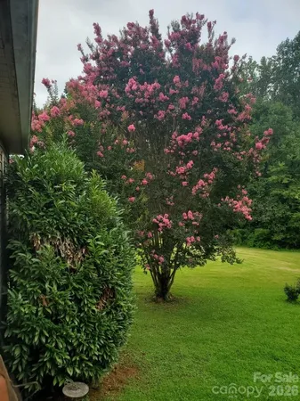 $250,000 | 1855 Eastbrook Circle, Morganton, NC 28655