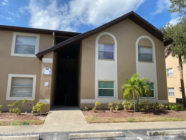 $1,500 | 210 Spring Drive, Unit 7, Merritt Island, FL 32953