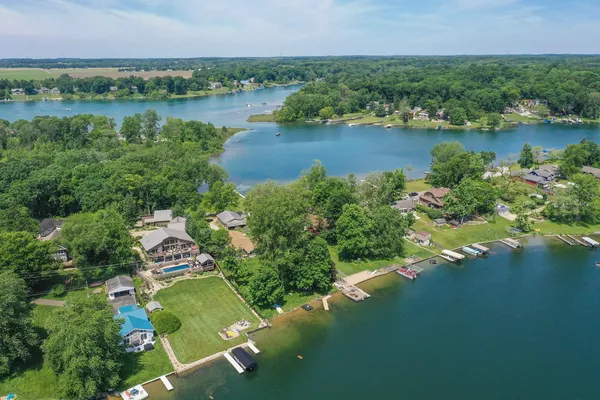 $825,000 | 69951 Sunset Boulevard, Union, MI 49130