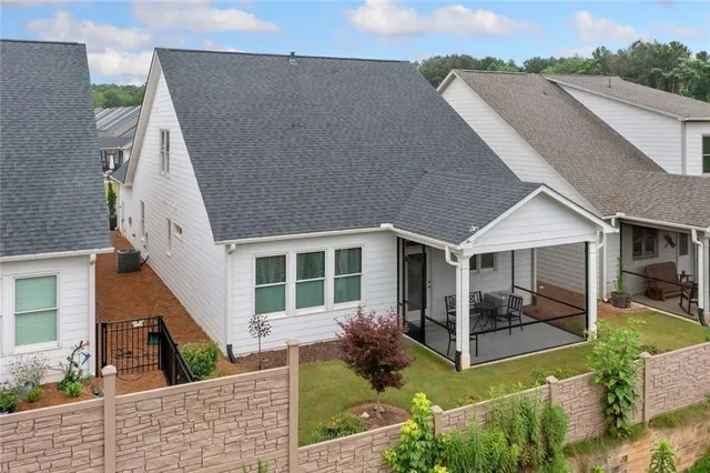 front view of house with a yard