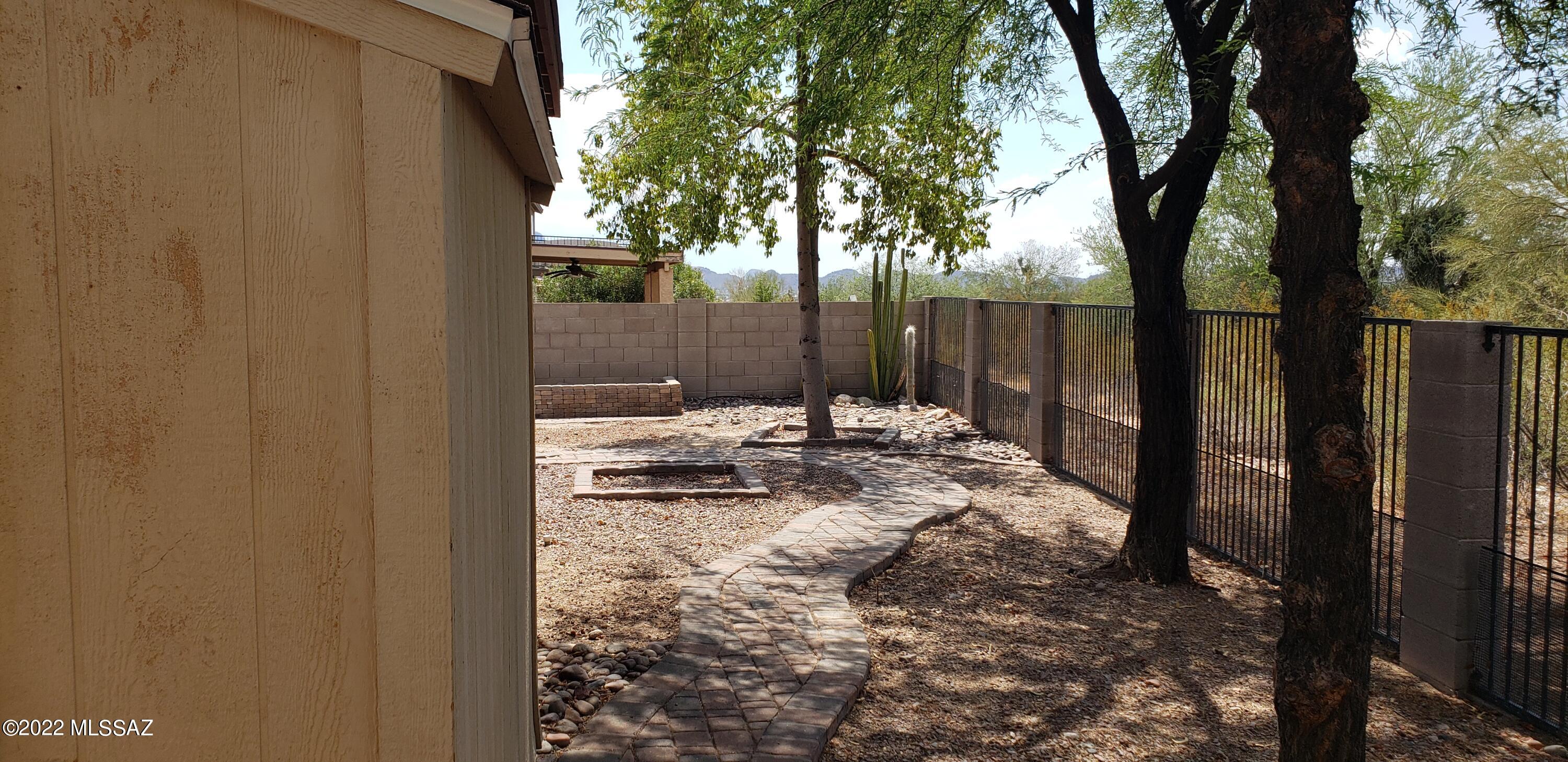 5638 West Red Racer Drive Tucson, AZ 85742 - Photo 7 of 19