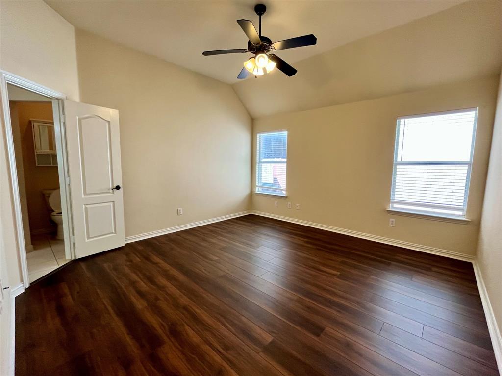 921 Raleigh Path Denton, TX 76208 - Photo 15 of 22