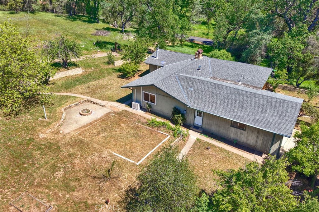 4949 Indian Peak Road Mariposa, CA 95338 - Photo 48 of 56 an aerial view of a house with yard