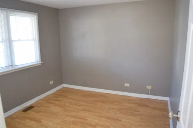 $3,000 | 1224 East Thurston Drive, Palatine, IL 60074