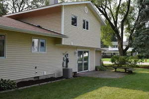 $3,000 | 1224 East Thurston Drive, Palatine, IL 60074