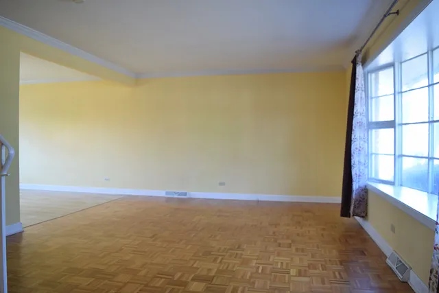 $3,000 | 1224 East Thurston Drive, Palatine, IL 60074