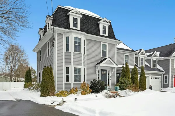 $1,220,000 | 80 Pleasant Street, Medfield, MA 02052