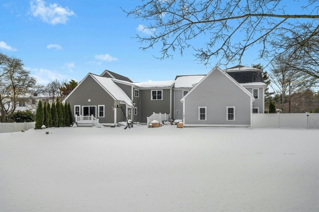 80 Pleasant Street Medfield, MA 02052 - Photo 34 of 38