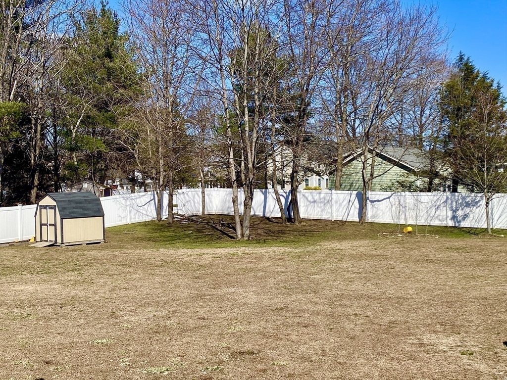 80 Pleasant Street Medfield, MA 02052 - Photo 6 of 38