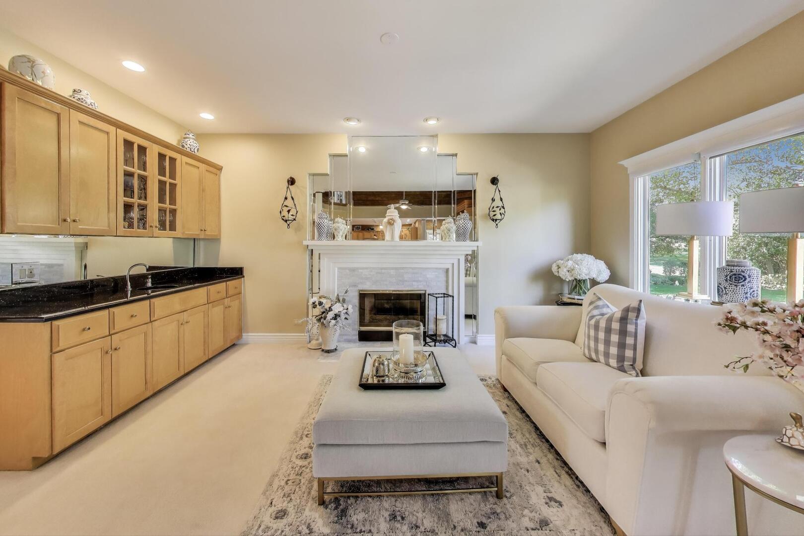 20812 North Swansway Deer Park, IL 60010 - Photo 16 of 55 Gallery Image 16