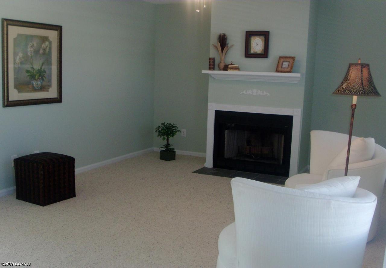 2205 Mayberry Loop Road Morehead City, NC 28557 - Photo 2 of 17 Living Room