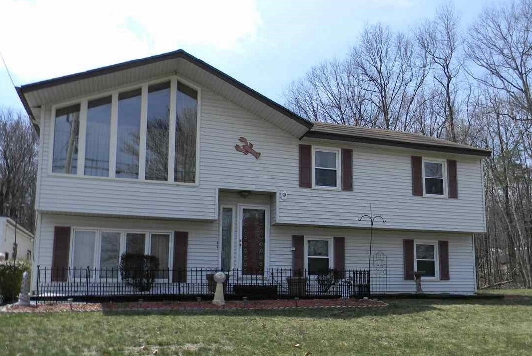 49 Morrill Road Hooksett, NH 03106 - Photo 1 of 40