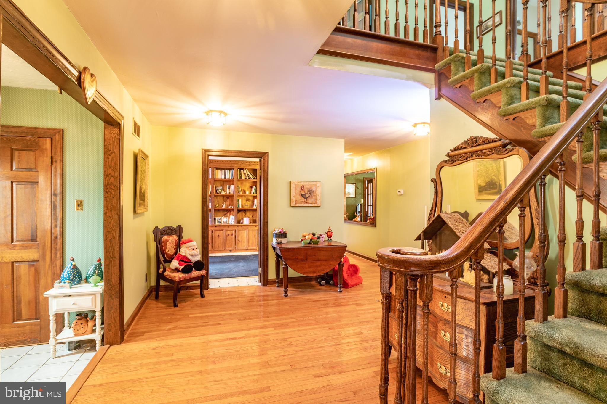 48 East Rattling Run Road Mickleton, NJ 08056 - Photo 4 of 45 Foyer