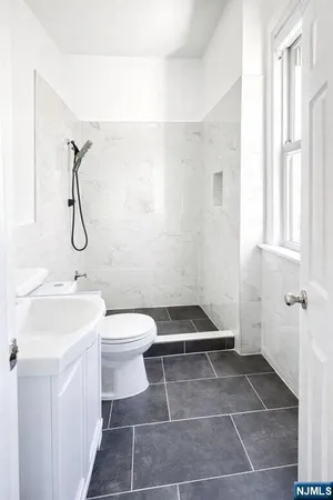 $2,500 | 204 DeMott Avenue, Unit 2, Clifton, NJ 07011