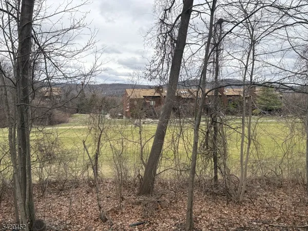 $2,500 | 3 Port Royal Drive, Unit 5, Vernon, NJ 07462