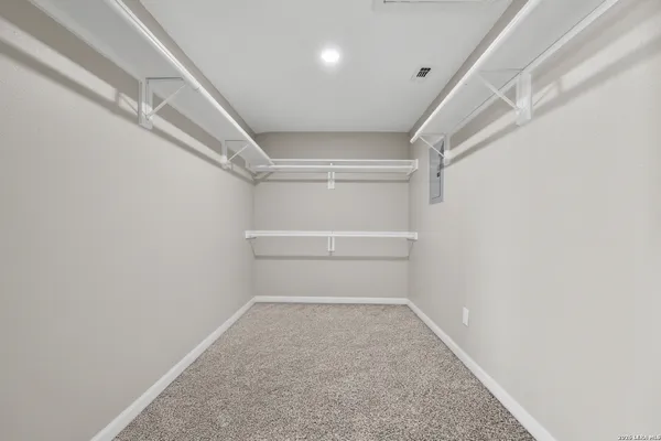$589,900 | 113 Crestline Drive, Pleasanton, TX 78064