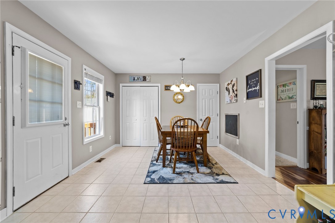 18730 Hawkins Church Road Dinwiddie, VA 23841 - Photo 16 of 39