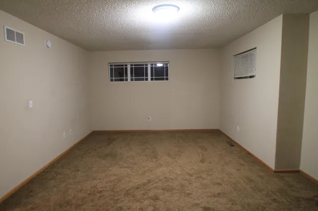 $1,875 | 14975 Pinto Lane, Savage, MN 55378