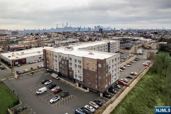 $3,200 | 520 Cliff Street, Unit 508, Fairview, NJ 07022