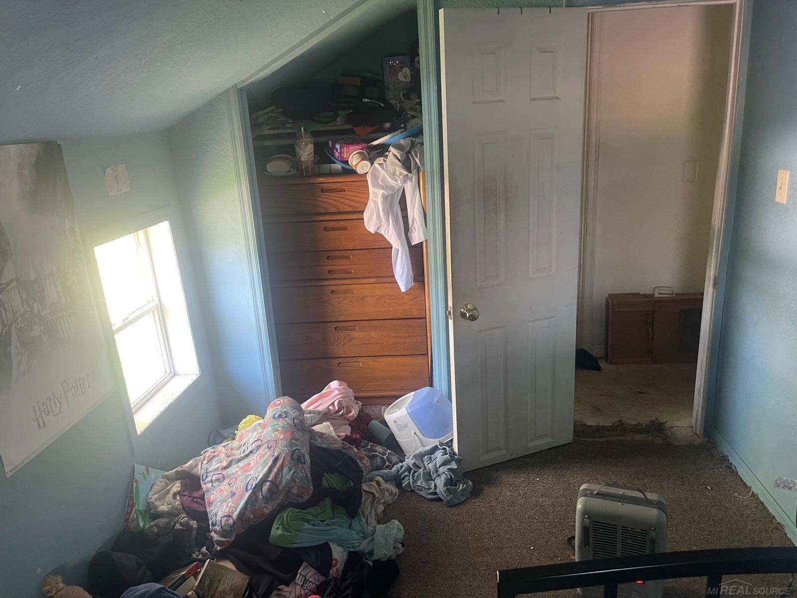 210 West St Marys Street Decatur, MI 49045 - Photo 11 of 24 50141088-9523a7ce-0b50-4a59-9d15-8e8b06026186.JPG