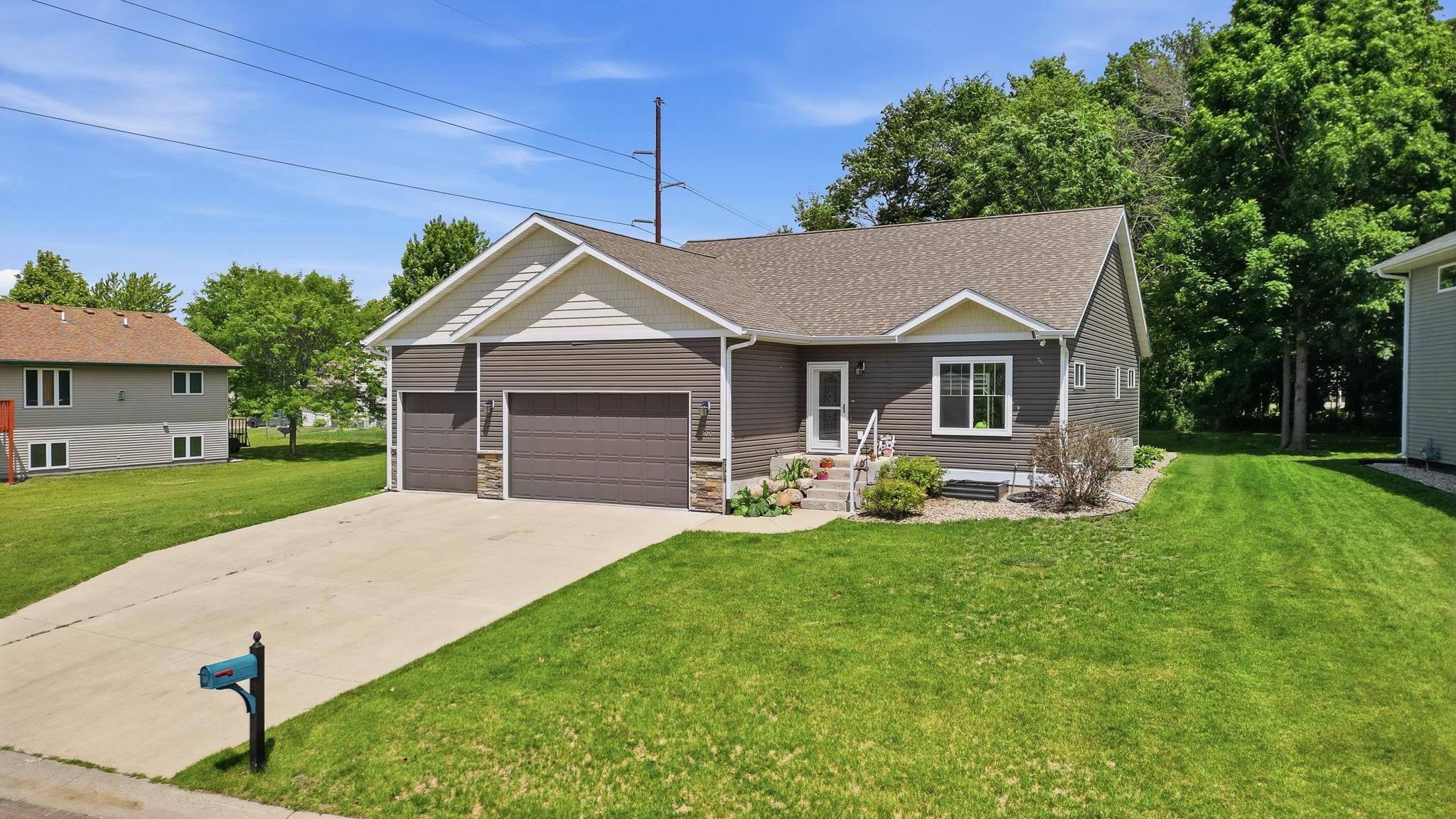 300 Tanager Road Mankato, MN 56001 - Photo 3 of 43