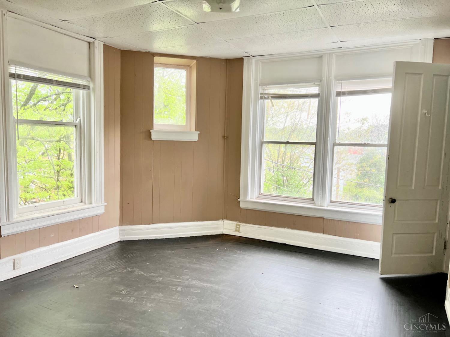 846 Ridgeway Avenue Cincinnati, OH 45229 - Photo 8 of 20 Gallery Image 8