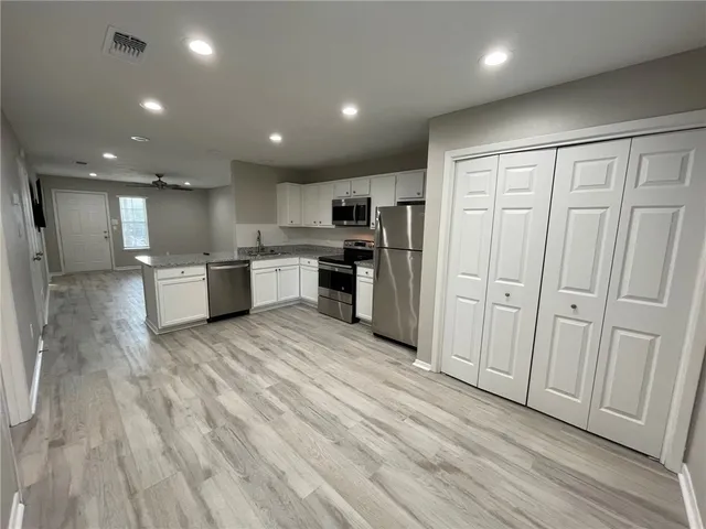 $1,500 | 310 Manuel Drive, Unit A, College Station, TX 77840